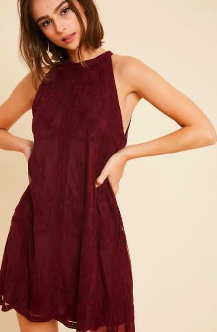 Donna Burgundy Lace Halter Swing Dress